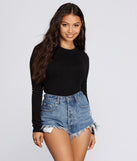 The trendy Keep It Fresh Crew Neck is the perfect pick to create a holiday outfit, new years attire, cocktail outfit, or party look for any seasonal event!