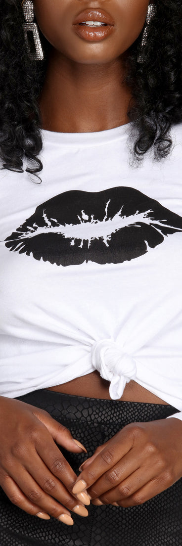 Lovely Lips Long Sleeve Graphic Tee