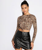 With fun and flirty details, Leopard Print Brushed Knit Crop Top shows off your unique style for a trendy outfit for the summer season!