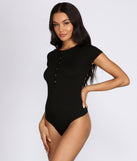 With fun and flirty details, Stunner In Snaps Henley Bodysuit shows off your unique style for a trendy outfit for the summer season!