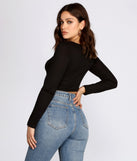 With fun and flirty details, It's Not You Long Sleeve Crop Top shows off your unique style for a trendy outfit for the summer season!