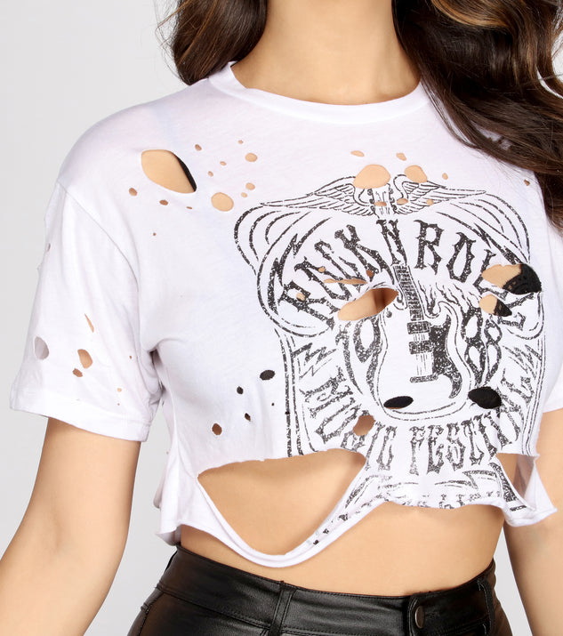 Destructed Rock Festival Cropped Tee is a trendy pick to create 2023 festival outfits, festival dresses, outfits for concerts or raves, and complete your best party outfits!
