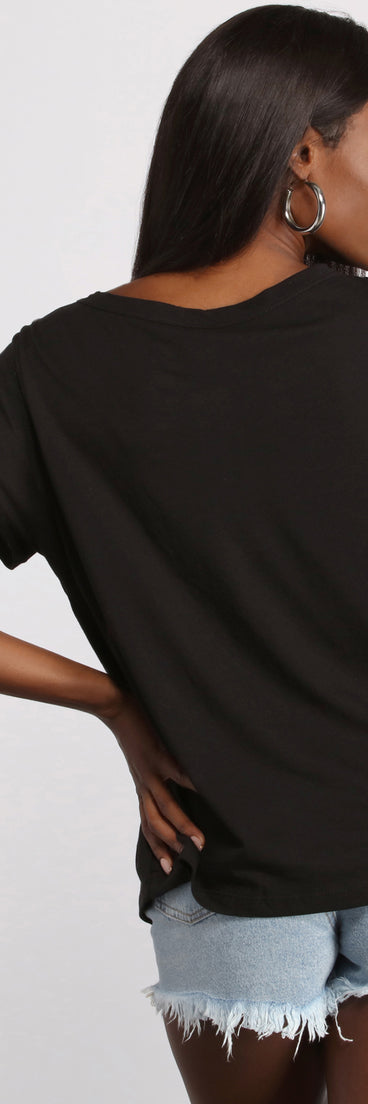 With fun and flirty details, True Love Short Sleeve Graphic Top shows off your unique style for a trendy outfit for the summer season!