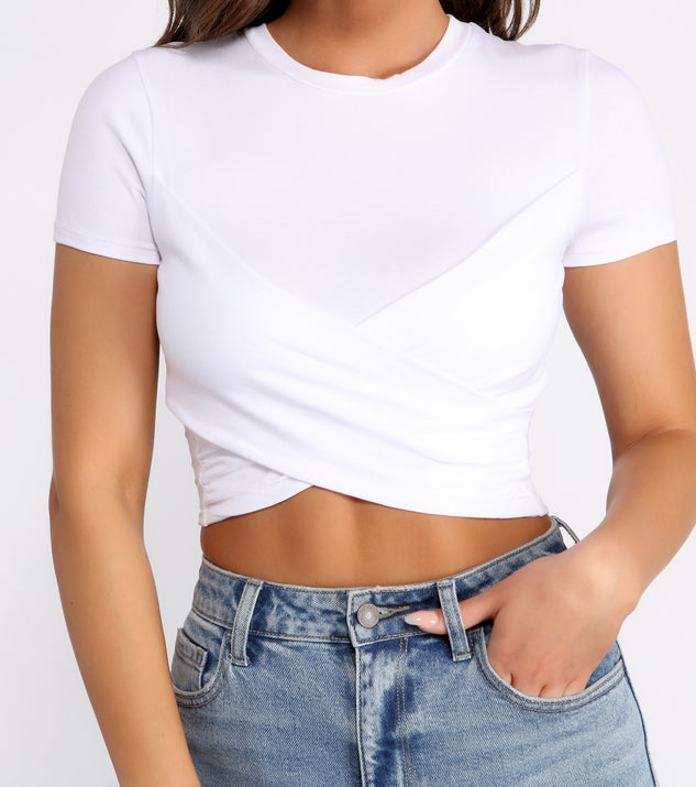 With fun and flirty details, Crossover Detail Crop Top shows off your unique style for a trendy outfit for the summer season!