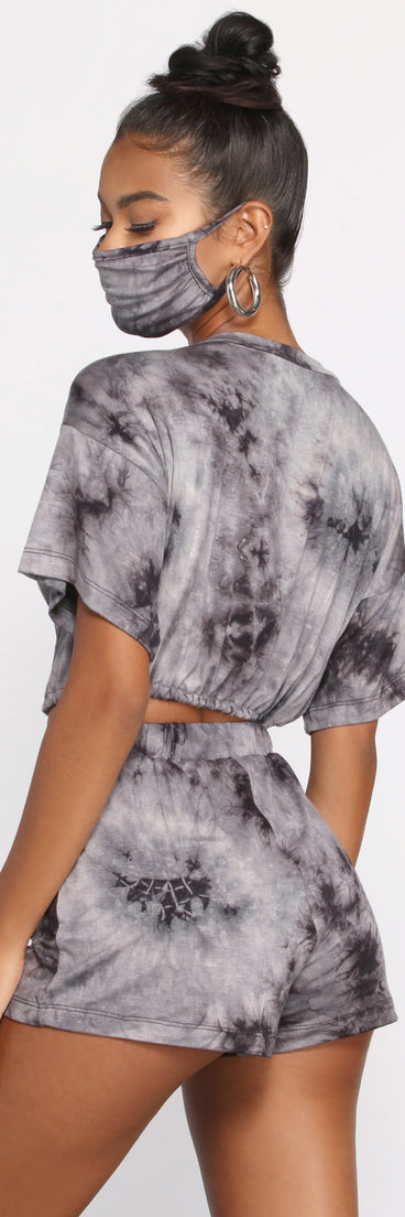 With fun and flirty details, Tie Dye Dolman Sleeve Crop Top shows off your unique style for a trendy outfit for the summer season!
