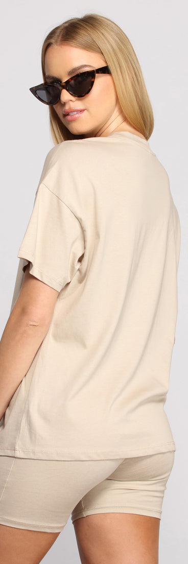 With fun and flirty details, Feeling Basic Crew Neck Tee shows off your unique style for a trendy outfit for the summer season!