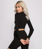 With fun and flirty details, Hustle Squad Long Sleeve Cropped Graphic Top shows off your unique style for a trendy outfit for the summer season!