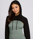 With fun and flirty details, Essential Cropped Hoodie Topper shows off your unique style for a trendy outfit for the summer season!