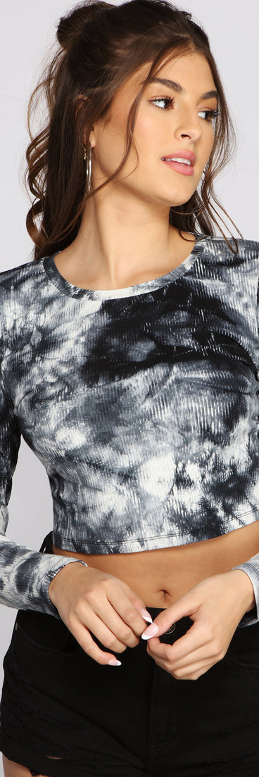 With fun and flirty details, Trendy Stunner Tie-Dye Crop Top shows off your unique style for a trendy outfit for the summer season!