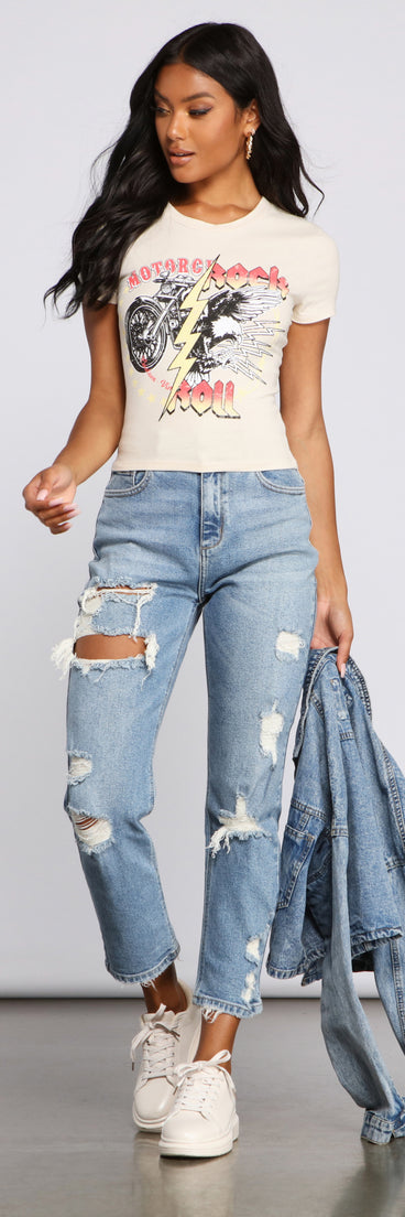 With fun and flirty details, Rock On Graphic Tee Shirt shows off your unique style for a trendy outfit for the summer season!