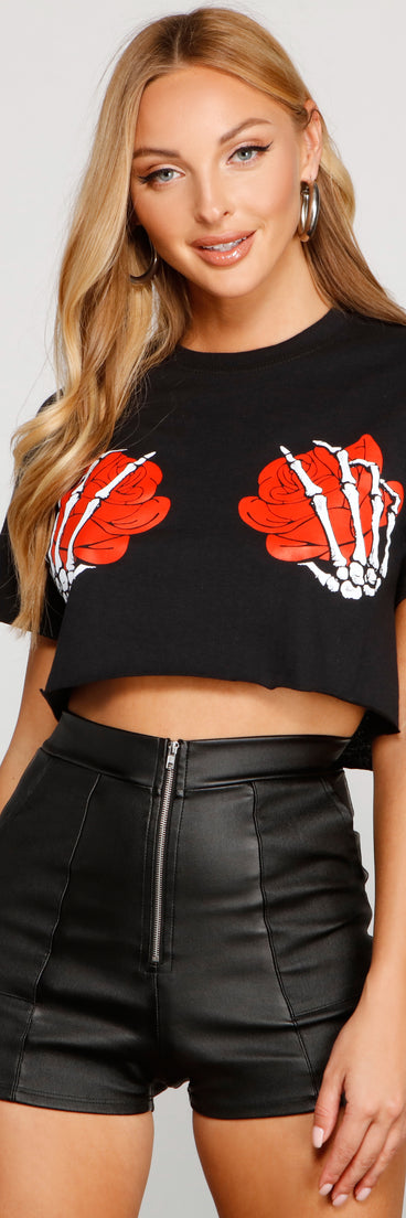 With fun and flirty details, Bones N' Roses Halloween Graphic Tee shows off your unique style for a trendy outfit for the summer season!