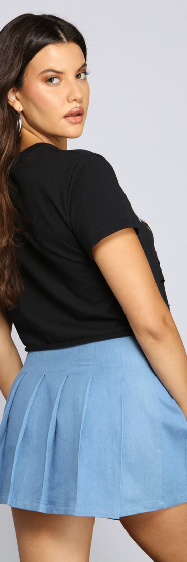 With fun and flirty details, Rock And Roll Cropped Tee shows off your unique style for a trendy outfit for the summer season!