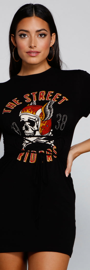 With fun and flirty details, Street Rider Graphic Lace-Up Tee shows off your unique style for a trendy outfit for the summer season!