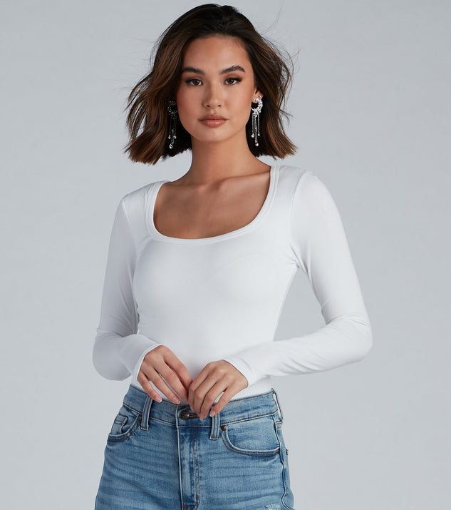 The trendy Basic Must-Have Long Sleeve Top is the perfect pick to create a going-out outfit, clubwear, cocktail attire, or party look for any seasonal event!
