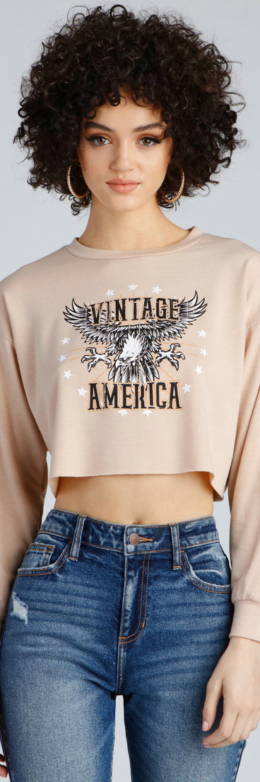 Vintage America Cropped Sweatshirt is a trendy pick to create 2023 festival outfits, festival dresses, outfits for concerts or raves, and complete your best party outfits!