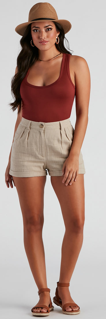 With fun and flirty details, Everyday Essential Racerback Tank Top shows off your unique style for a trendy outfit for the summer season!