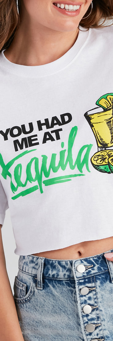 Drink Please Graphic Crop Tee is a trendy pick to create 2023 festival outfits, festival dresses, outfits for concerts or raves, and complete your best party outfits!