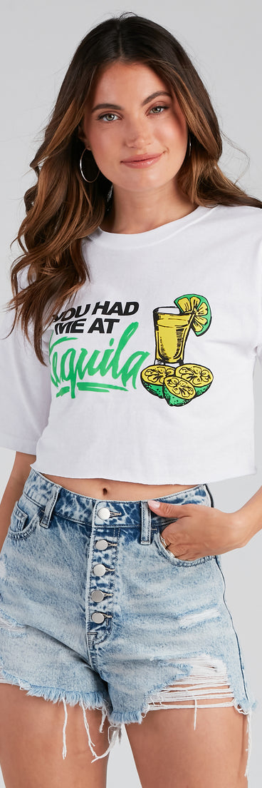 With fun and flirty details, Drink Please Graphic Crop Tee shows off your unique style for a trendy outfit for the summer season!