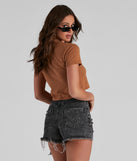 With fun and flirty details, Chingona Graphic Crop Top shows off your unique style for a trendy outfit for the summer season!