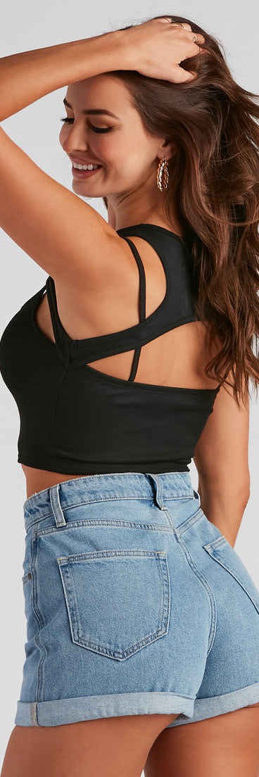 With fun and flirty details, Well Connected Cutout Tank Top shows off your unique style for a trendy outfit for the summer season!