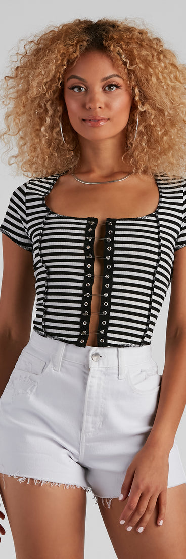 With fun and flirty details, Striped Slay Rib Knit Crop Top shows off your unique style for a trendy outfit for the summer season!