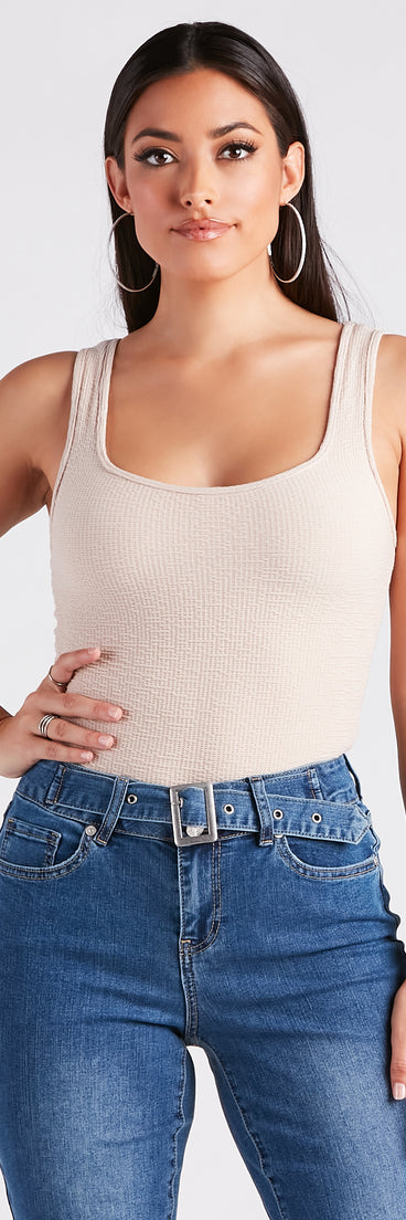 With fun and flirty details, Casual Vibes Sleeveless Scoop Neck Bodysuit shows off your unique style for a trendy outfit for the summer season!