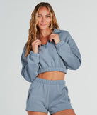 With fun and flirty details, the Weekend Loading Half Zip Fleece Crop Sweatshirt shows off your unique style for a trendy outfit for summer!