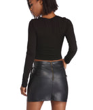 With fun and flirty details, Hit The Basics Crop Top shows off your unique style for a trendy outfit for the summer season!