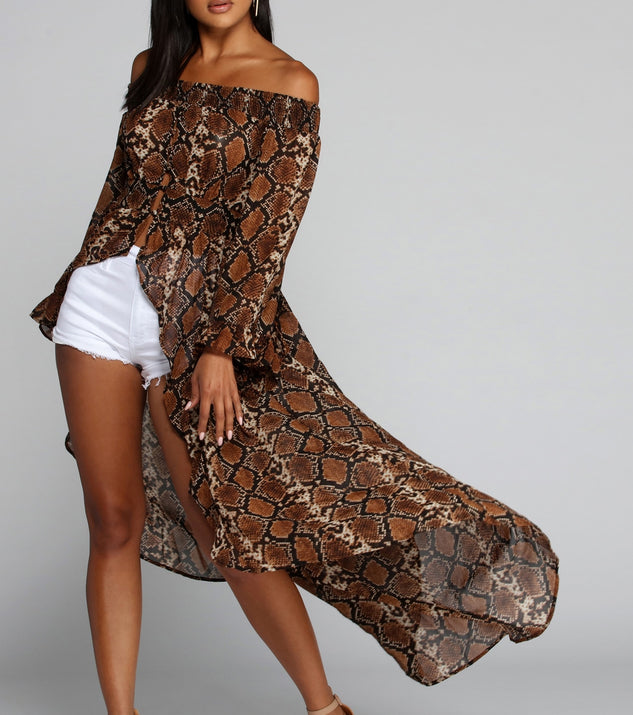 With fun and flirty details, Don't Snake On Me High-Low Top shows off your unique style for a trendy outfit for the summer season!