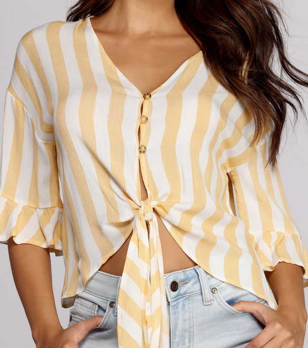With fun and flirty details, Stripe The Day Cropped Blouse shows off your unique style for a trendy outfit for the summer season!