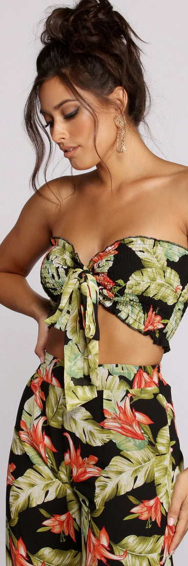 With fun and flirty details, Tropical Escape Smocked Tube Top shows off your unique style for a trendy outfit for the summer season!