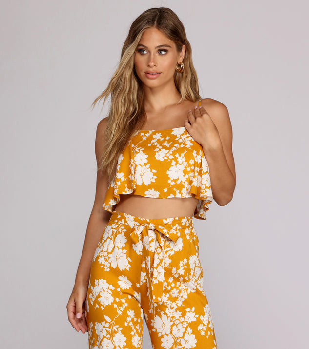 You’ll look stunning in the Sunshine So Fine Crop Top when paired with its matching separate to create a glam clothing set perfect for a New Year’s Eve Party Outfit or Holiday Outfit for any event!