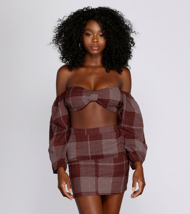 You’ll look stunning in the Check It Off Crop Top when paired with its matching separate to create a glam clothing set perfect for parties, date nights, concert outfits, back-to-school attire, or for any summer event!