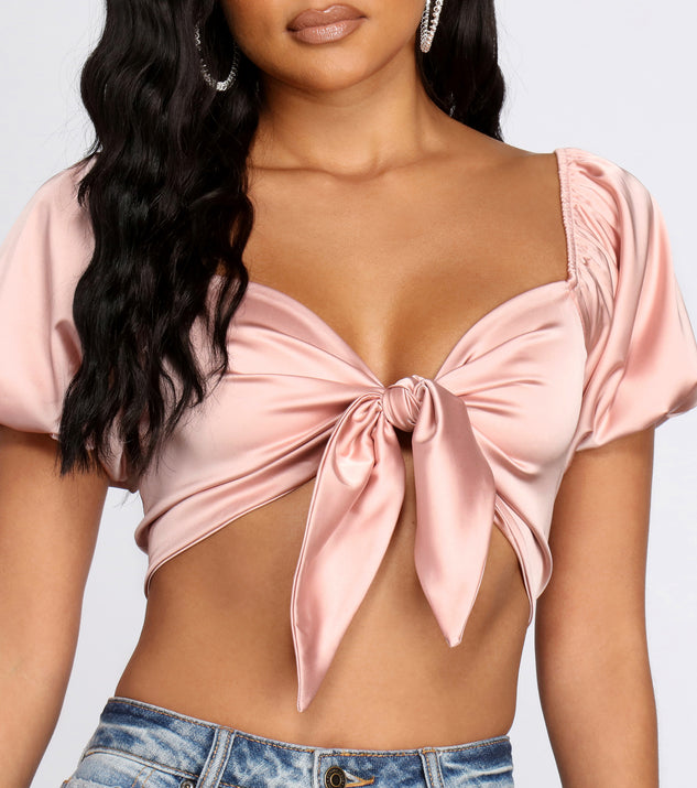 With fun and flirty details, Feelin' Sassy Satin Crop Top shows off your unique style for a trendy outfit for the summer season!