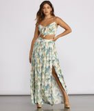 With fun and flirty details, Tropical Babe Tie Front Gauze Crop Top shows off your unique style for a trendy outfit for the summer season!
