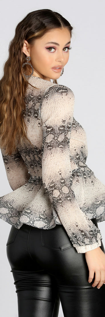 With fun and flirty details, Bring The Sass Peplum Top shows off your unique style for a trendy outfit for the summer season!