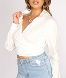 With fun and flirty details, Plunge V Tie Waist Crop Top shows off your unique style for a trendy outfit for the summer season!