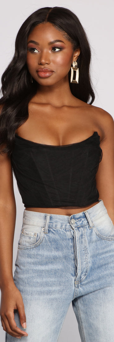 Dress up in The Classic Cropped Corset Top as your going-out dress for holiday parties, an outfit for NYE, party dress for a girls’ night out, or a going-out outfit for any seasonal event!