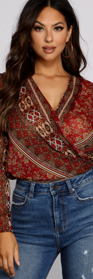 With fun and flirty details, Bohemian Beauty Surplice Tie Back Top shows off your unique style for a trendy outfit for the summer season!