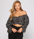 With fun and flirty details, Caught In A Floral Gauze Knit Crop Top shows off your unique style for a trendy outfit for the summer season!