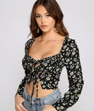 With fun and flirty details, Darling Daisy Tie-Front Crop Top shows off your unique style for a trendy outfit for the summer season!