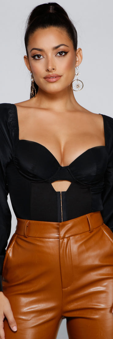 Dress up in Night-Out Chic Corset Crop Top as your going-out dress for holiday parties, an outfit for NYE, party dress for a girls’ night out, or a going-out outfit for any seasonal event!