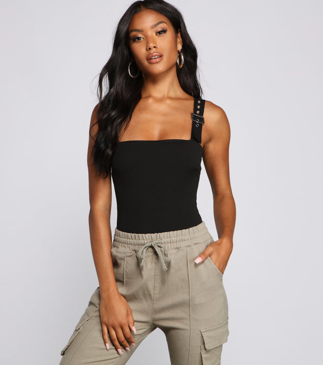 With fun and flirty details, Edgy-Chic Sleeveless Bodysuit shows off your unique style for a trendy outfit for the summer season!