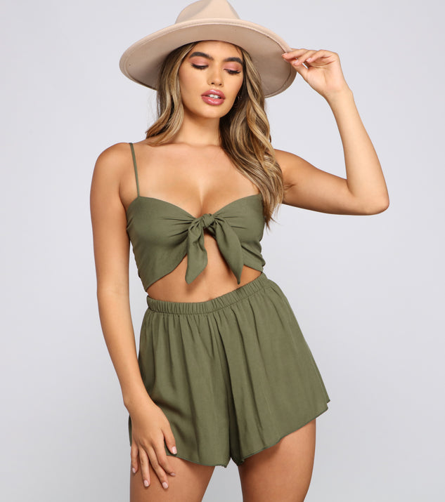 You’ll look stunning in the Vacay Mode Bandeau Top when paired with its matching separate to create a glam clothing set perfect for a New Year’s Eve Party Outfit or Holiday Outfit for any event!