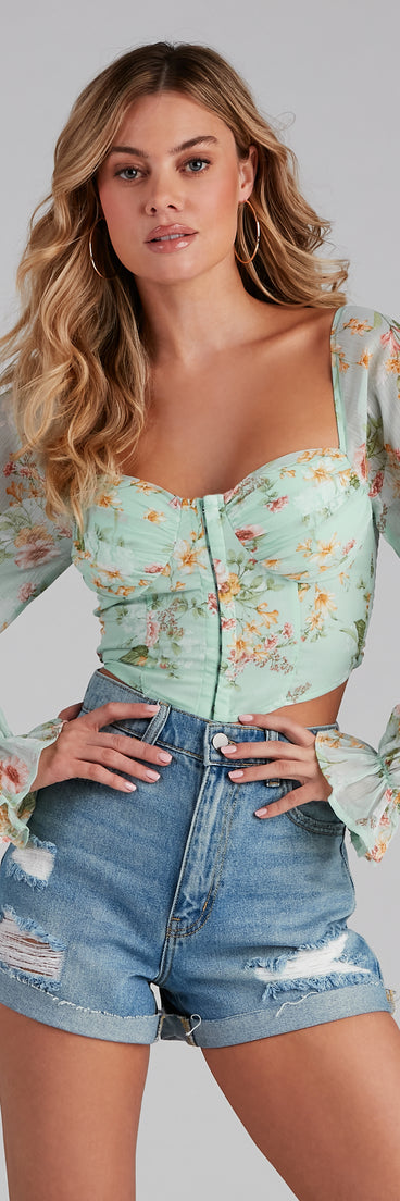 The trendy Gorgeous Florals Chiffon Corset Top is the perfect pick to create a holiday outfit, new years attire, cocktail outfit, or party look for any seasonal event!
