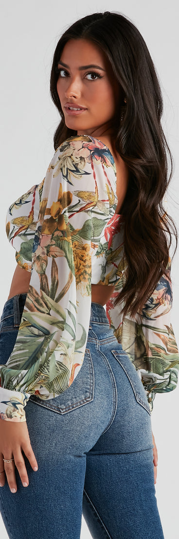 With fun and flirty details, Tropical Babe Chiffon Crop Top shows off your unique style for a trendy outfit for the summer season!