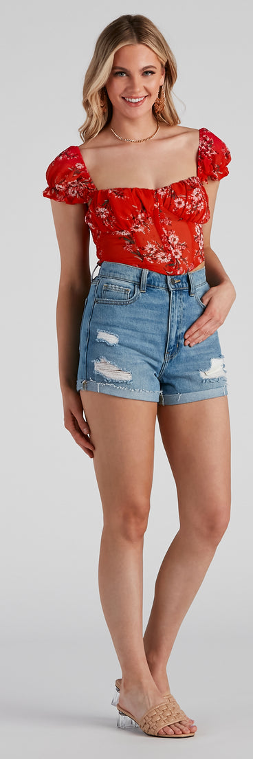 With fun and flirty details, Sunflower State Chiffon Corset Top shows off your unique style for a trendy outfit for the summer season!