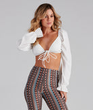 With fun and flirty details, Major Crush Puff Sleeve Crop Top shows off your unique style for a trendy outfit for the summer season!