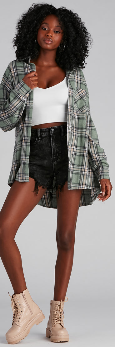 With fun and flirty details, So Chill Plaid Button-Up Tunic shows off your unique style for a trendy outfit for the summer season!