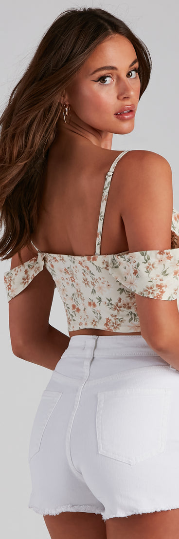 With fun and flirty details, In Season Floral Off-The-Shoulder Bustier shows off your unique style for a trendy outfit for the summer season!